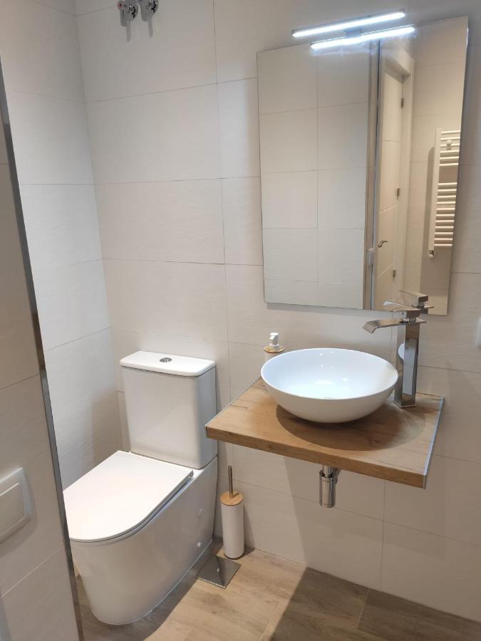 Apartamentos Baldenora ยาเนส ภายนอก รูปภาพ